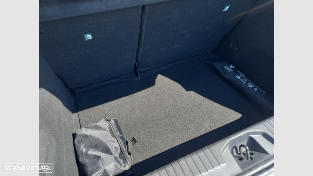 Renault Clio 1.0 TCe Limited Bi-Fuel - 23