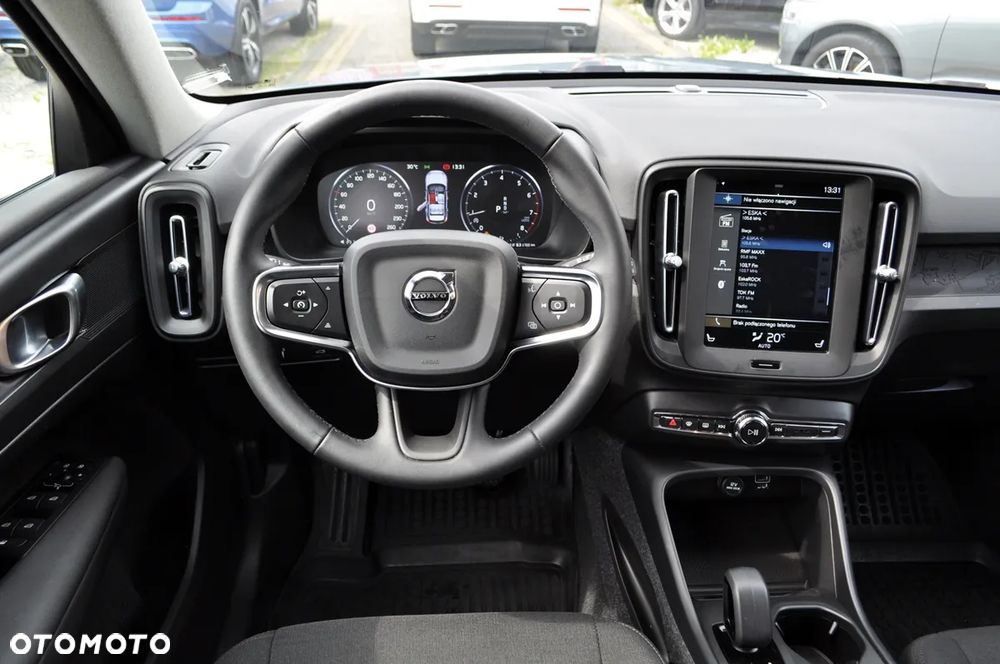Volvo XC 40 T3 Momentum Core - 17