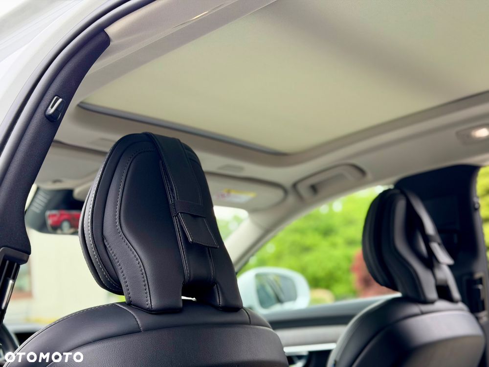 Volvo V90 Cross Country B5 D AWD Ultimate - 25