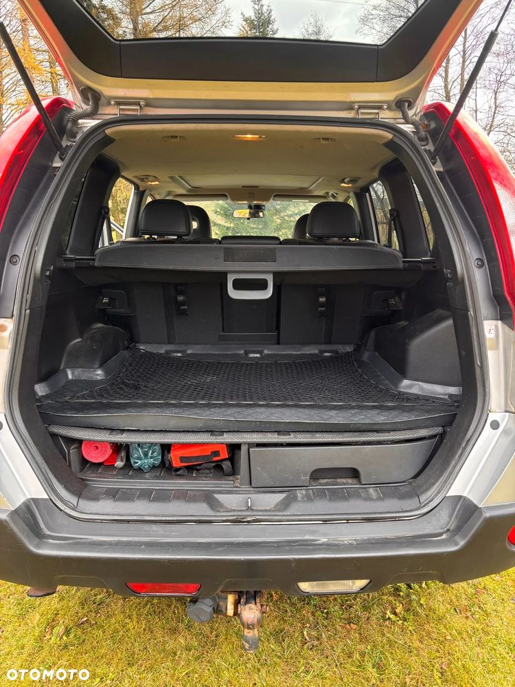 Nissan X-Trail 2.0 dCi LE - 14