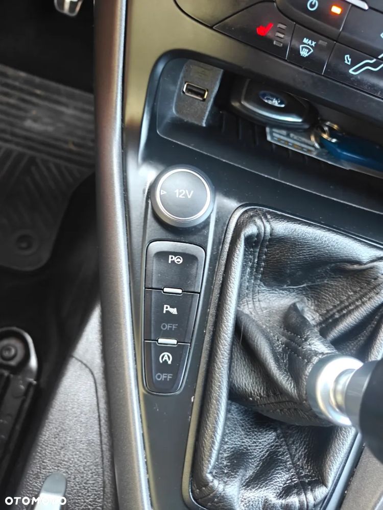 Ford Focus 1.0 EcoBoost ST-Line - 17