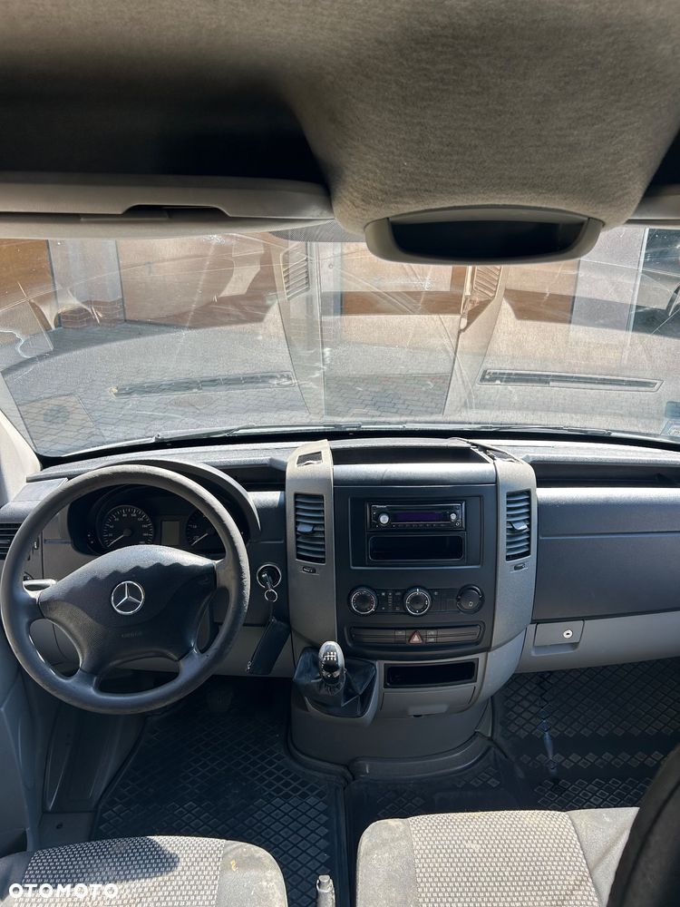 Mercedes-Benz Sprinter - 5
