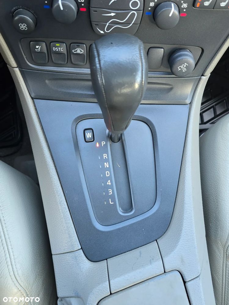 Volvo S60 2.4 Momentum - 26