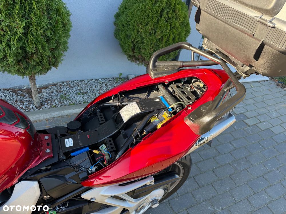 Honda VFR - 37