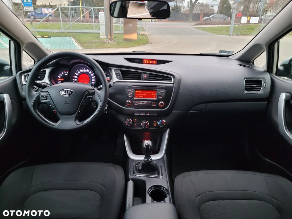 Kia Ceed 1.4 CRDi M - 10