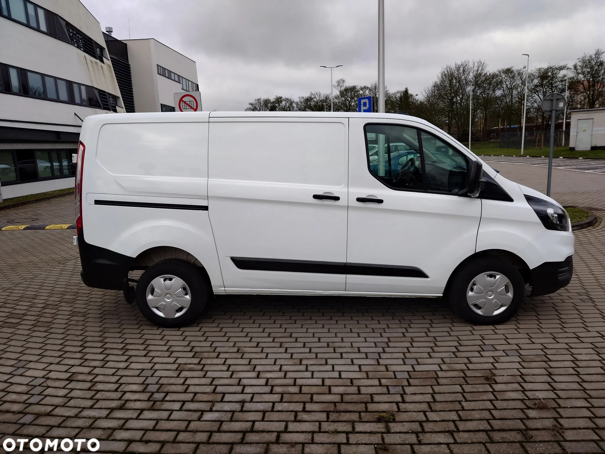 Ford Transit Custom - 21
