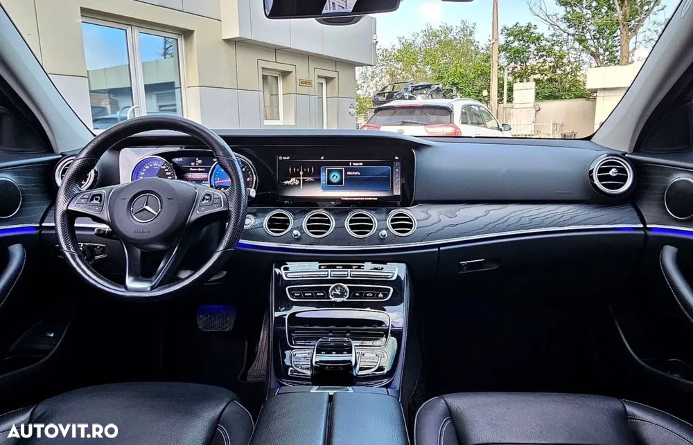 Mercedes-Benz E 220 d Aut. - 8