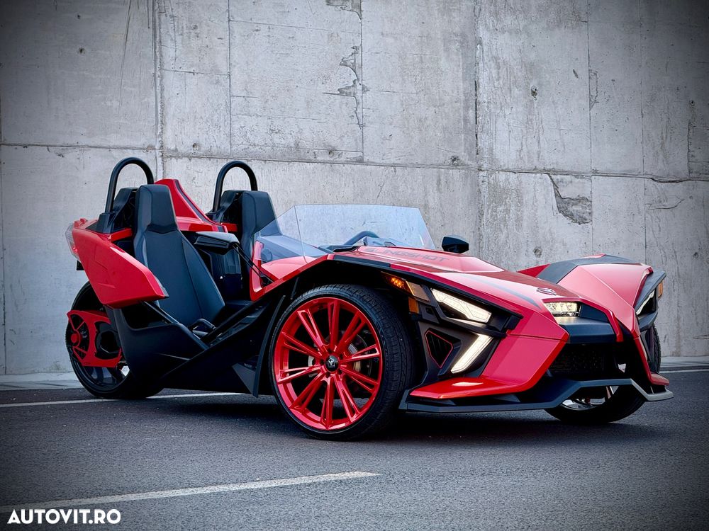 Polaris Slingshot - 1