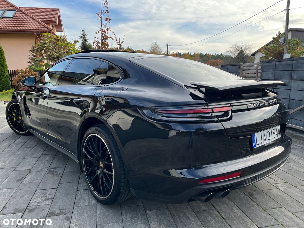 Porsche Panamera 4 E-Hybrid - 13