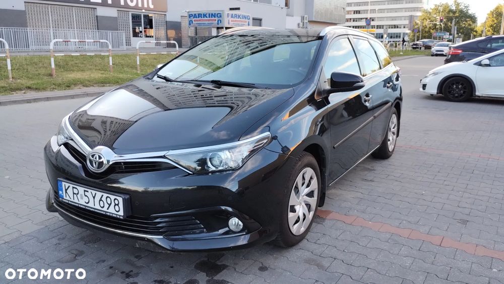 Toyota Auris 1.6 Premium - 1