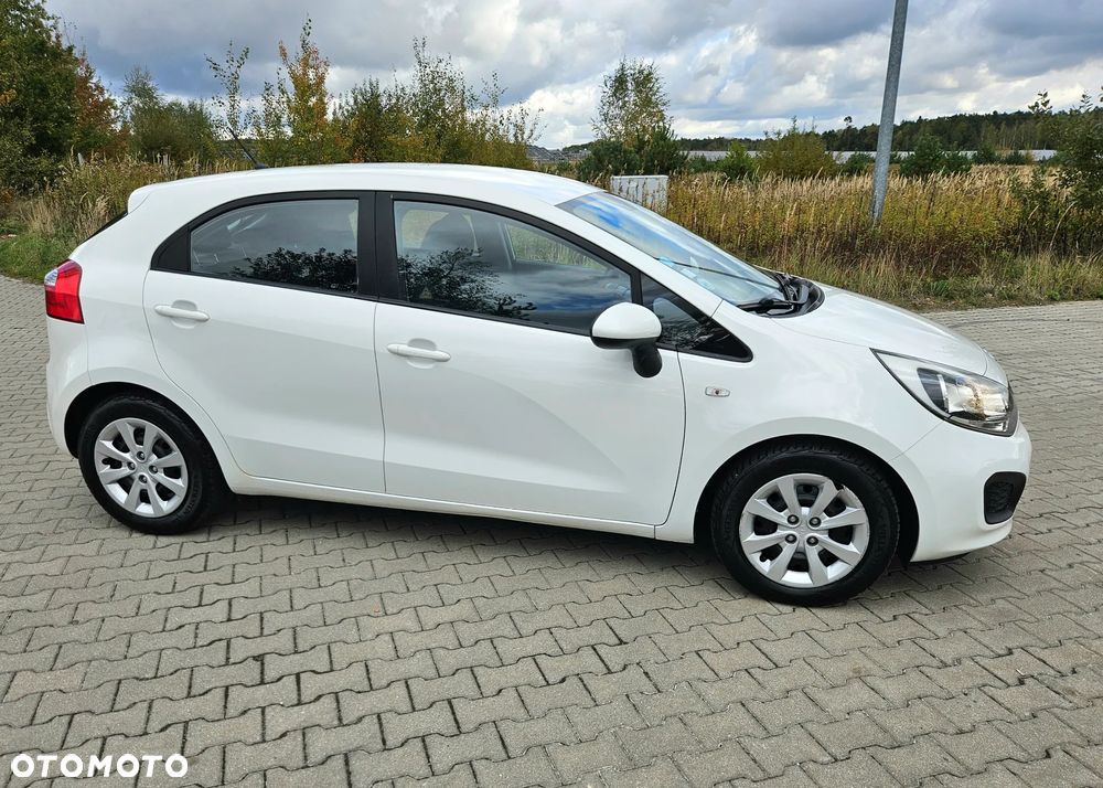 Kia Rio 1.2 Attract - 1