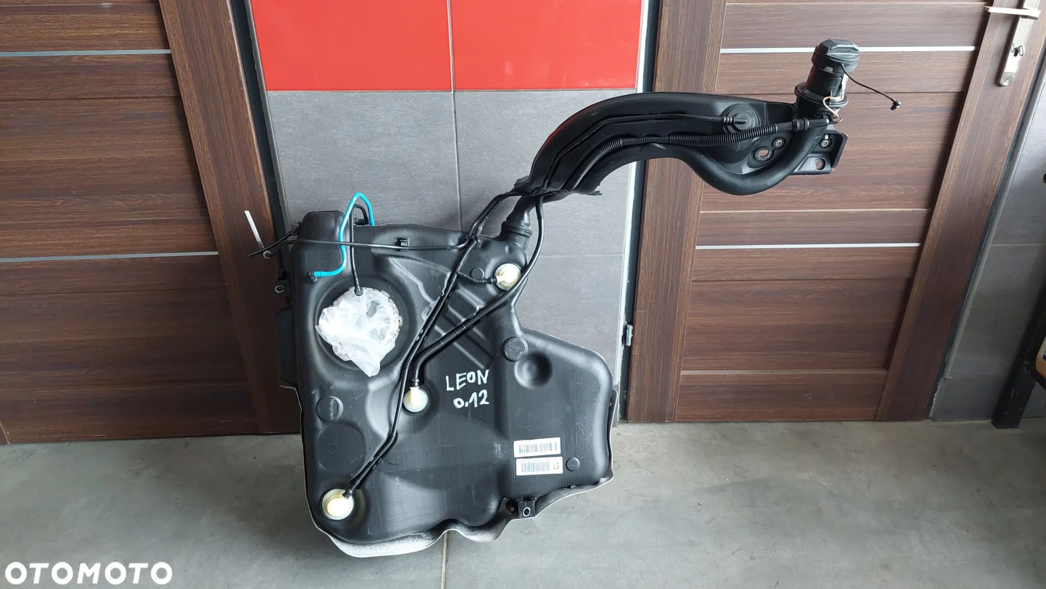 ZBIORNIK PALIWA SEAT LEON II 2 1,8 TFSI R2012 NR 1K0201022LG - 1