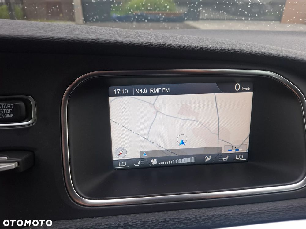 Volvo V40 - 20