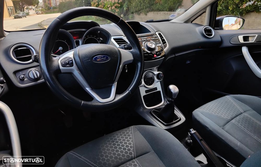 Ford Fiesta 1.4 TDCi Titanium - 22