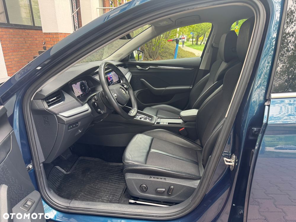 Skoda Octavia 2.0 TDI DSG 4x4 Style - 6