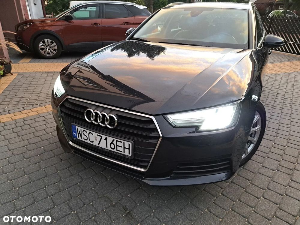 Audi A4 - 1