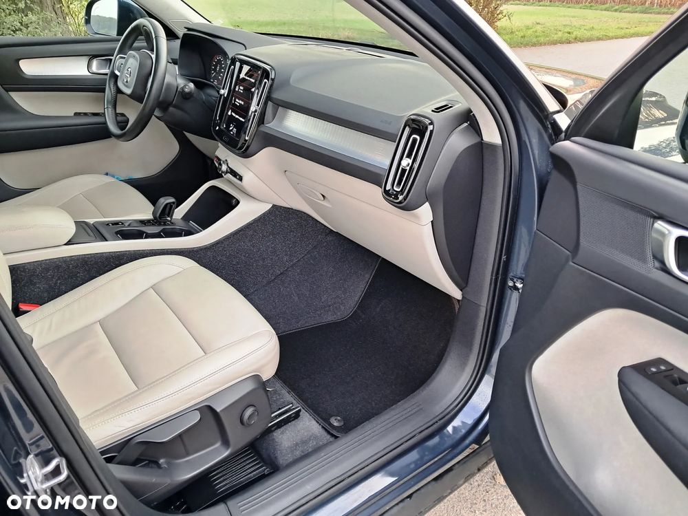 Volvo XC 40 - 12