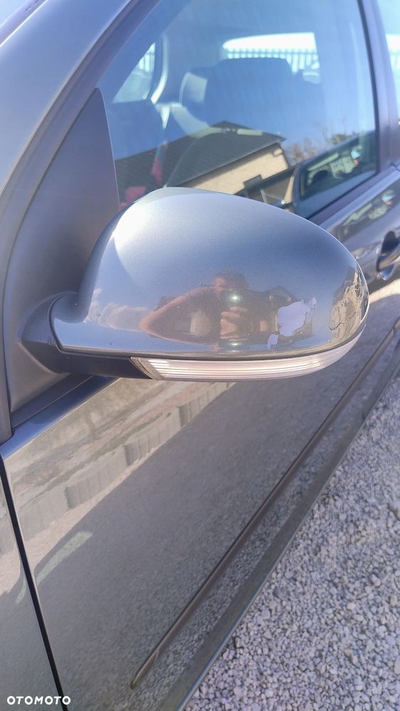 Volkswagen Golf - 19