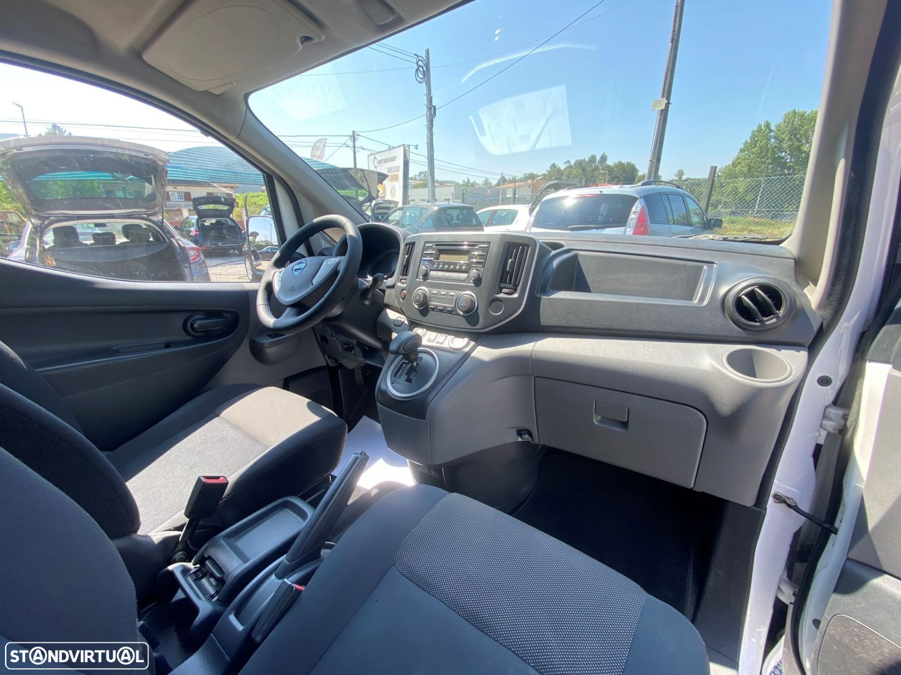 Nissan E-NV200 5p Professional - 9