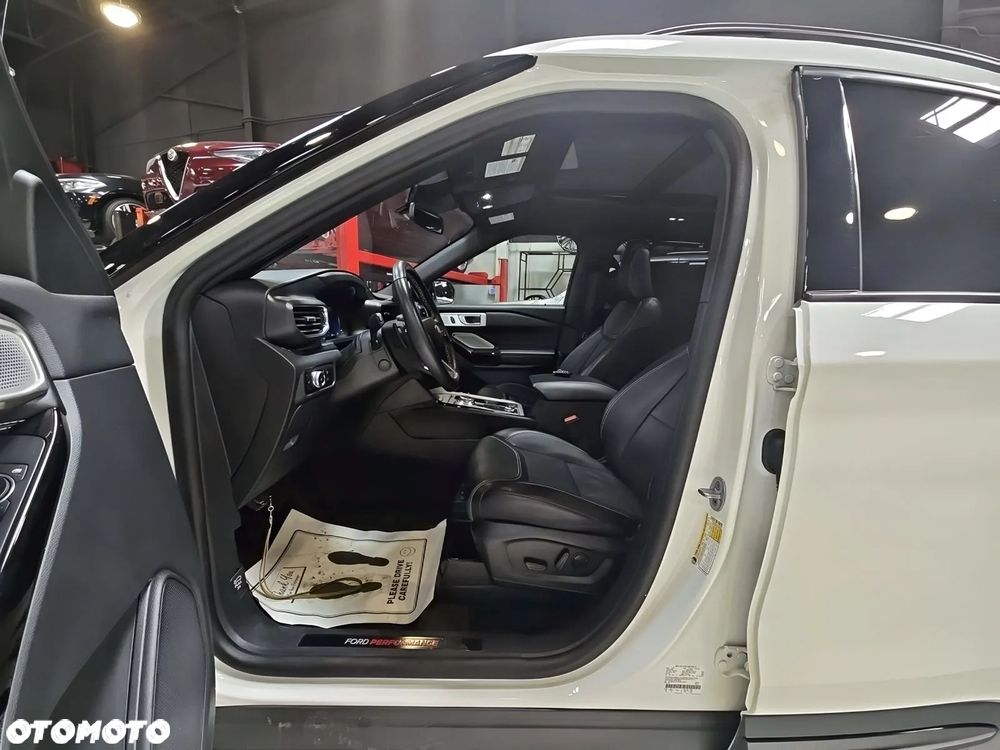 Ford Explorer ver-3-0-ecoboost-phev-4wd-st--line - 6