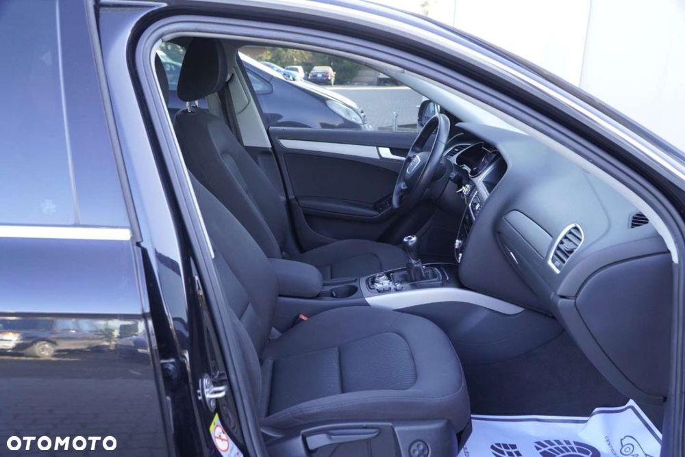 Audi A4 Avant 2.0 TDI DPF Attraction - 6
