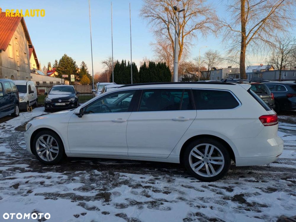 Volkswagen Passat - 23