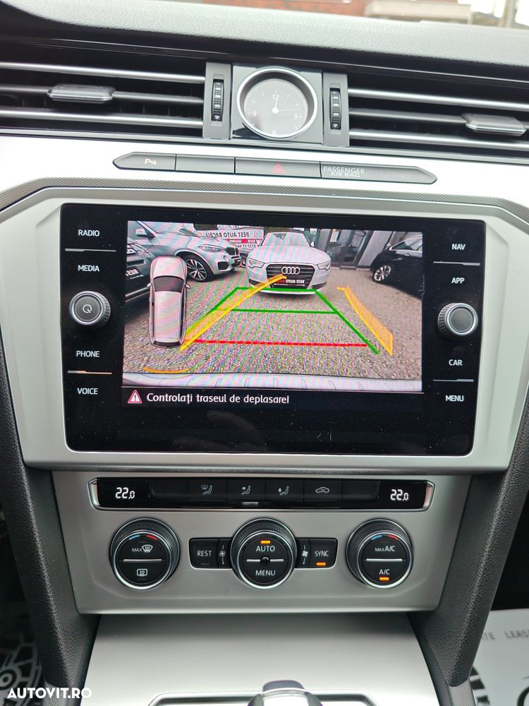 Volkswagen Passat - 15