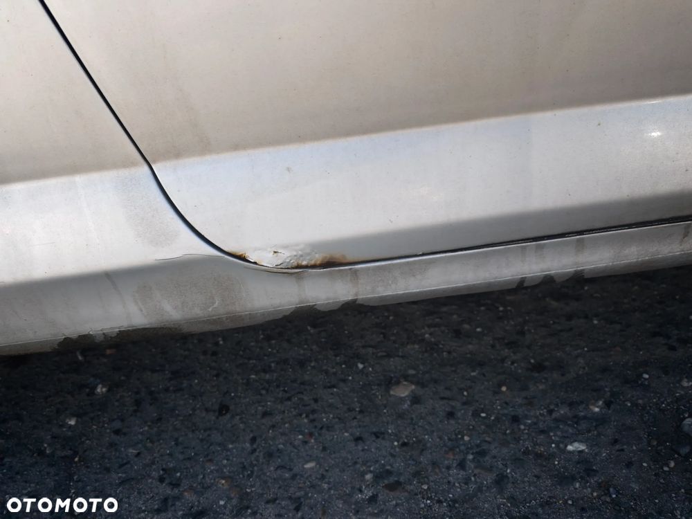 Peugeot 407 2.7HDi V6 Sport - 9