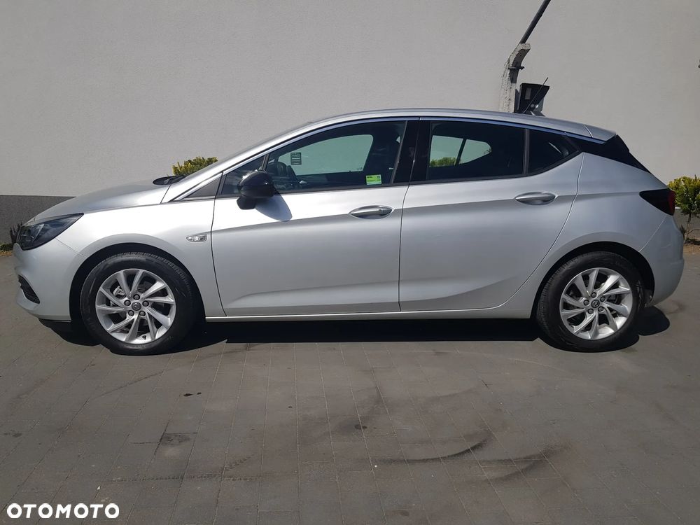 Opel Astra 1.2 T Business Elegance S&S - 4