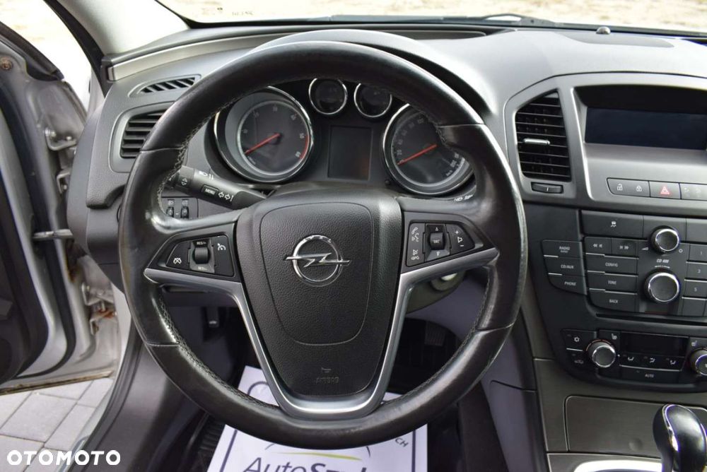 Opel Insignia - 26