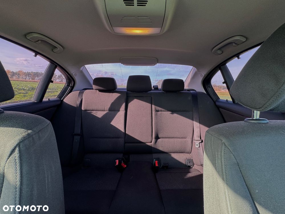 BMW Seria 3 - 19