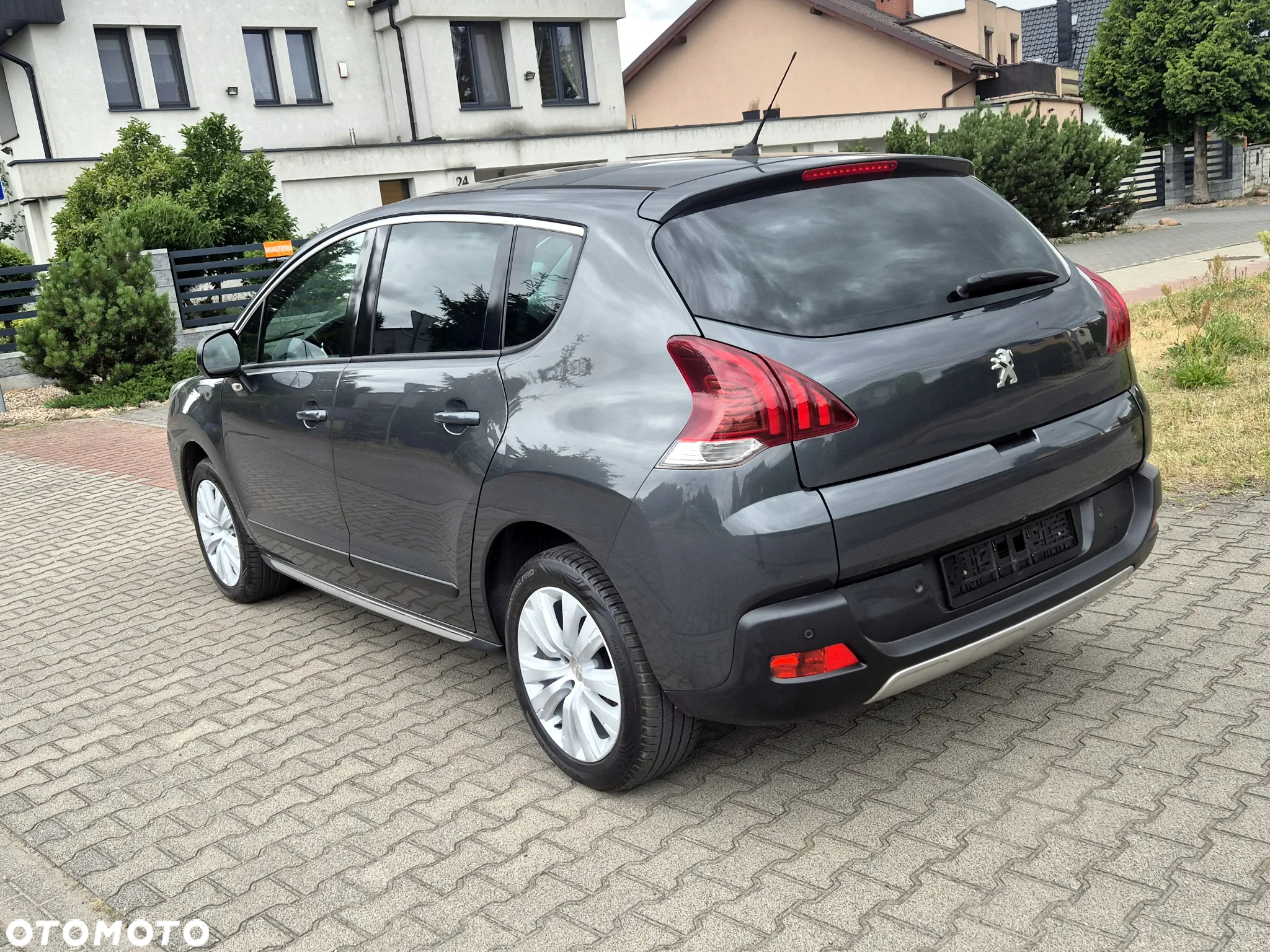Peugeot 3008 HDi FAP 115 EGS6 Stop&Start Business-Line - 34