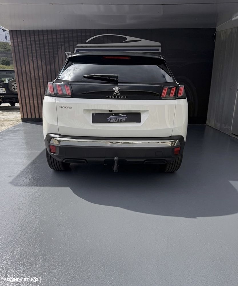 Peugeot 3008 1.2 PureTech Allure Pack EAT8 - 8