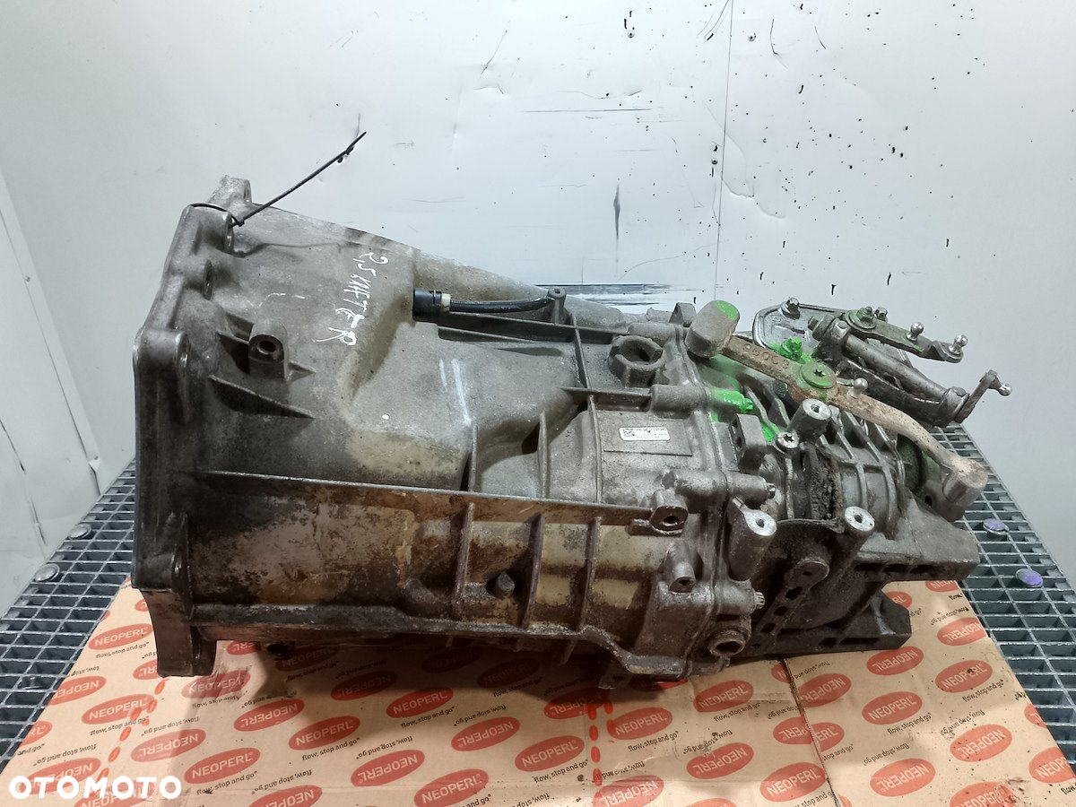 SKRZYNIA BIEGÓW MANUALNA VW CRAFTER HVW9062604300  A9062610501 2.5 TDI - 4