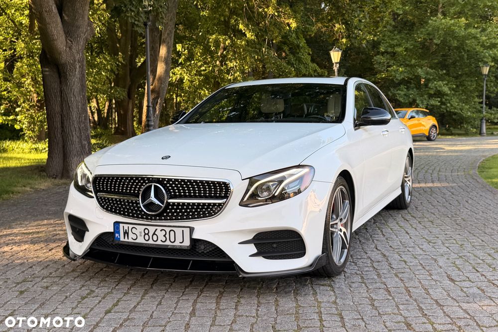 Mercedes-Benz Klasa E 300 9G-TRONIC - 1