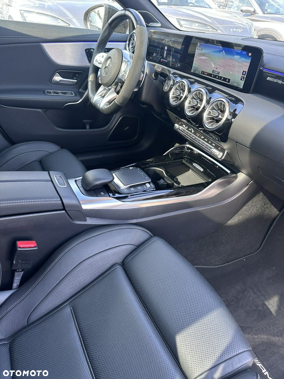 Mercedes-Benz CLA AMG 45 S 4-Matic 8G-DCT - 25