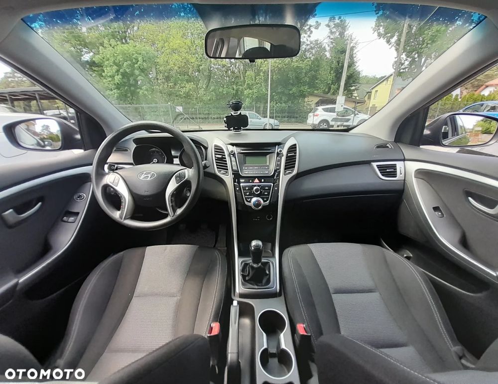 Hyundai i30 1.4 BlueDrive Classic - 13
