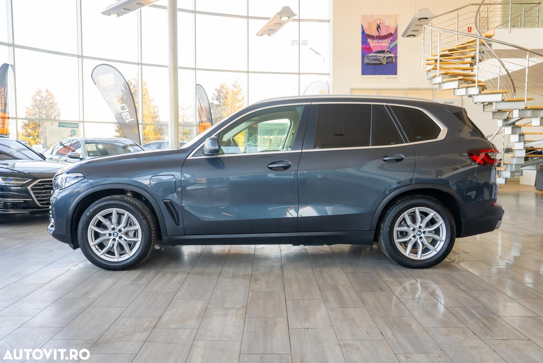BMW X5 xDrive45e - 10