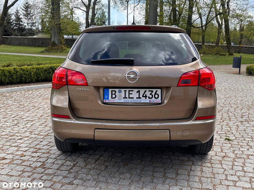 Opel Astra 1.4 Turbo Style - 14