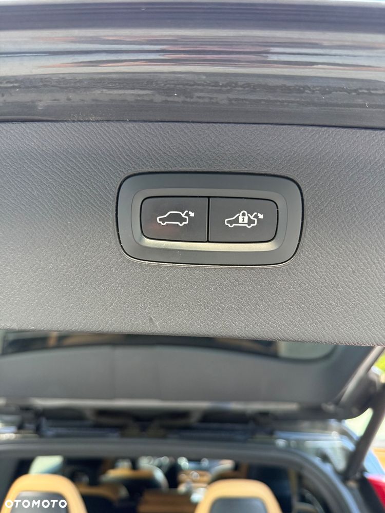 Volvo XC 90 B5 D AWD Momentum Pro 7os - 16