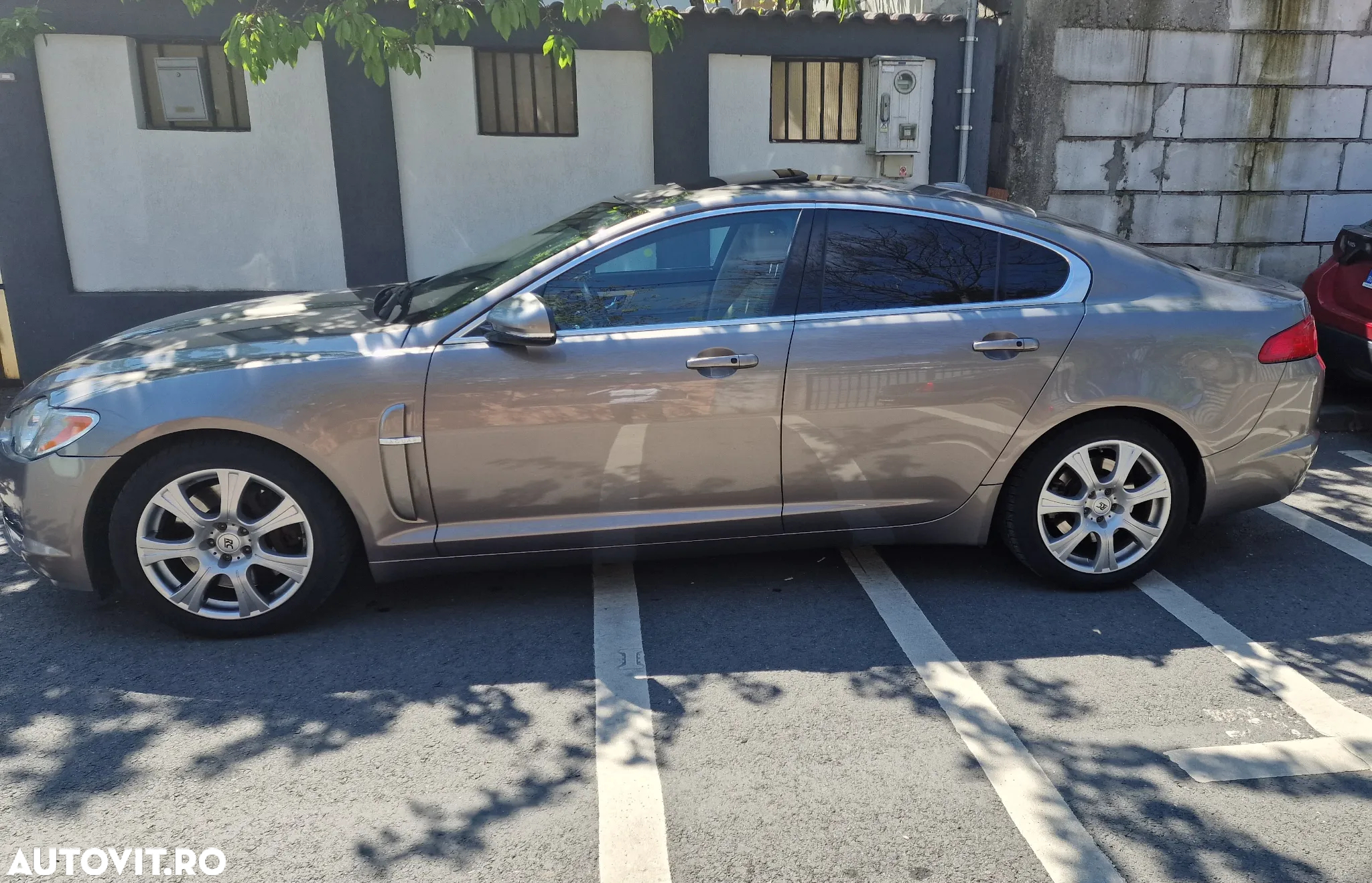 Jaguar XF 3.0D S Premium Luxury Aut - 2