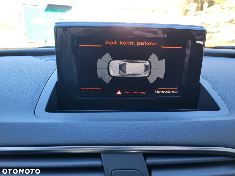 Audi Q3 2.0 TDI Quattro S tronic - 23