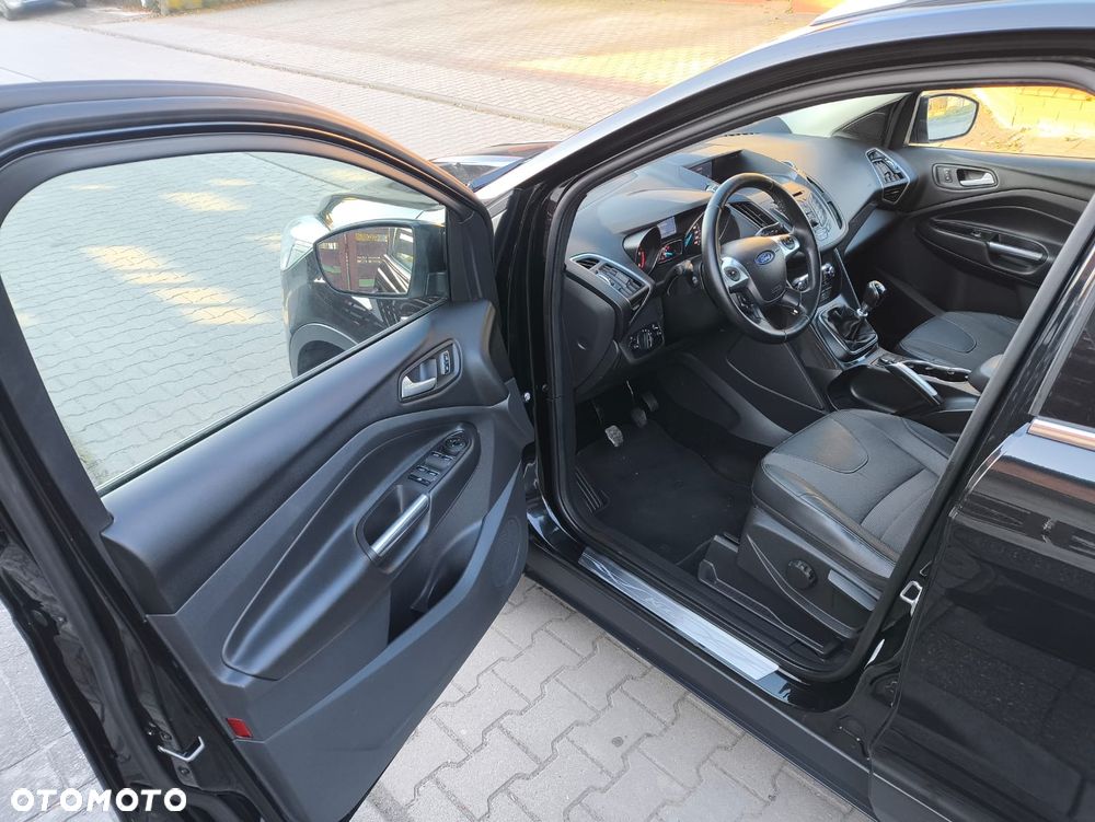 Ford Kuga 2.0 TDCi 2x4 SYNC - 11