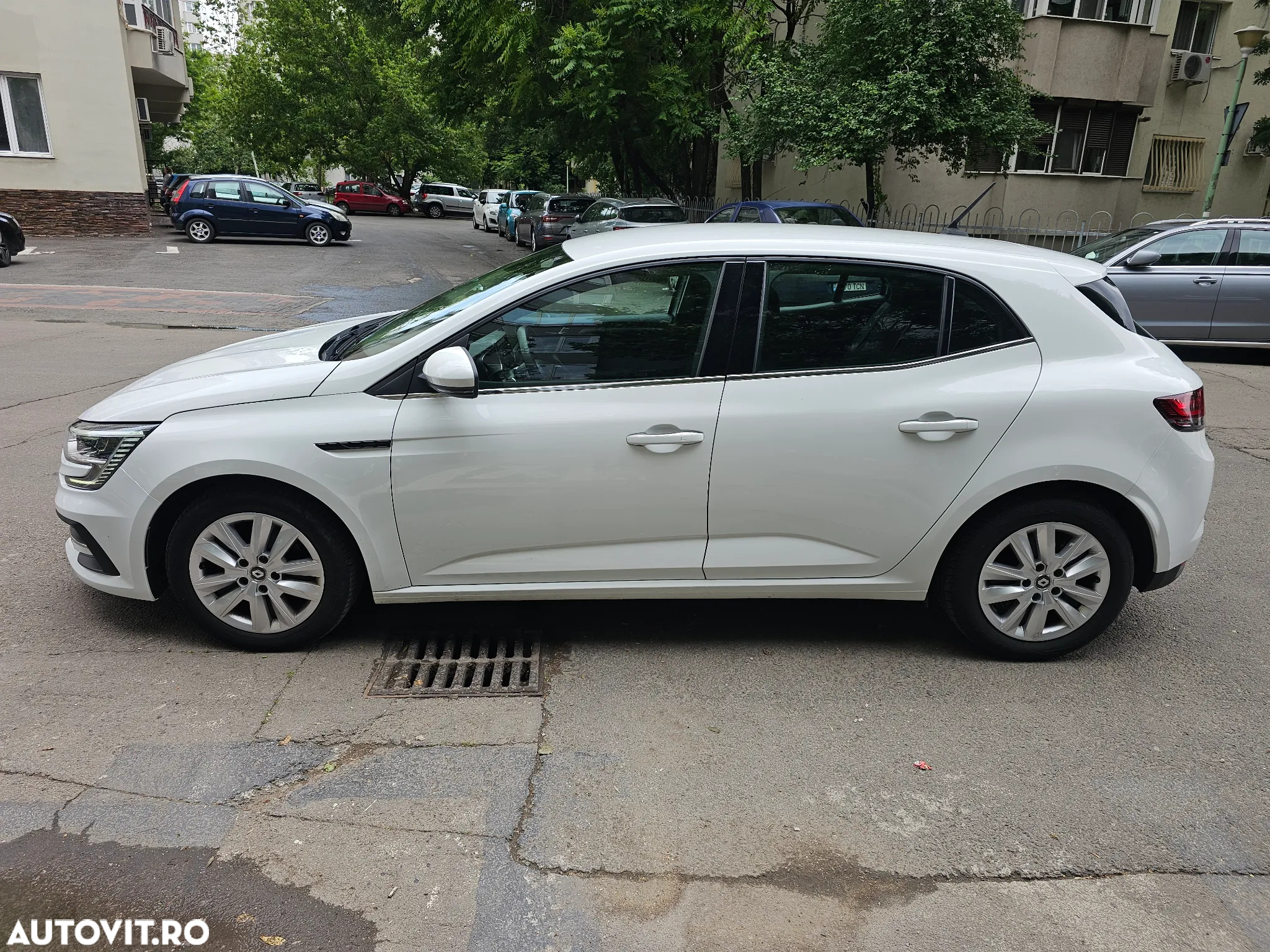 Renault Megane Blue dCi 116 Intens - 8