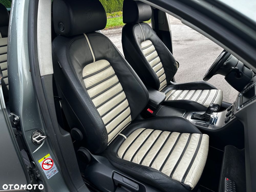 Volkswagen Passat Variant 3.2 V6 FSI 4Mot Highline DSG - 37