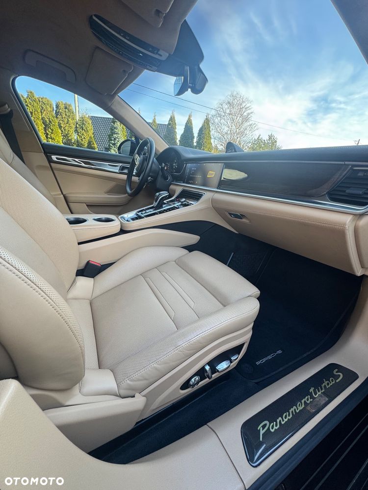 Porsche Panamera Turbo S E-Hybrid - 19