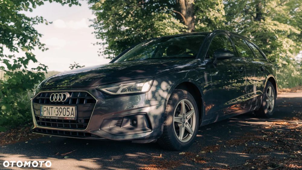 Audi A4 Avant 30 TDI S tronic - 3