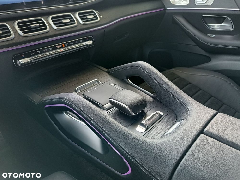 Mercedes-Benz GLE - 36