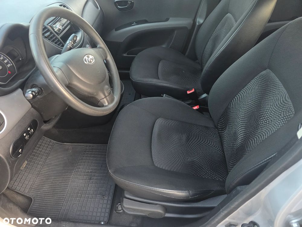 Hyundai i10 1.1 Edition 20 - 19