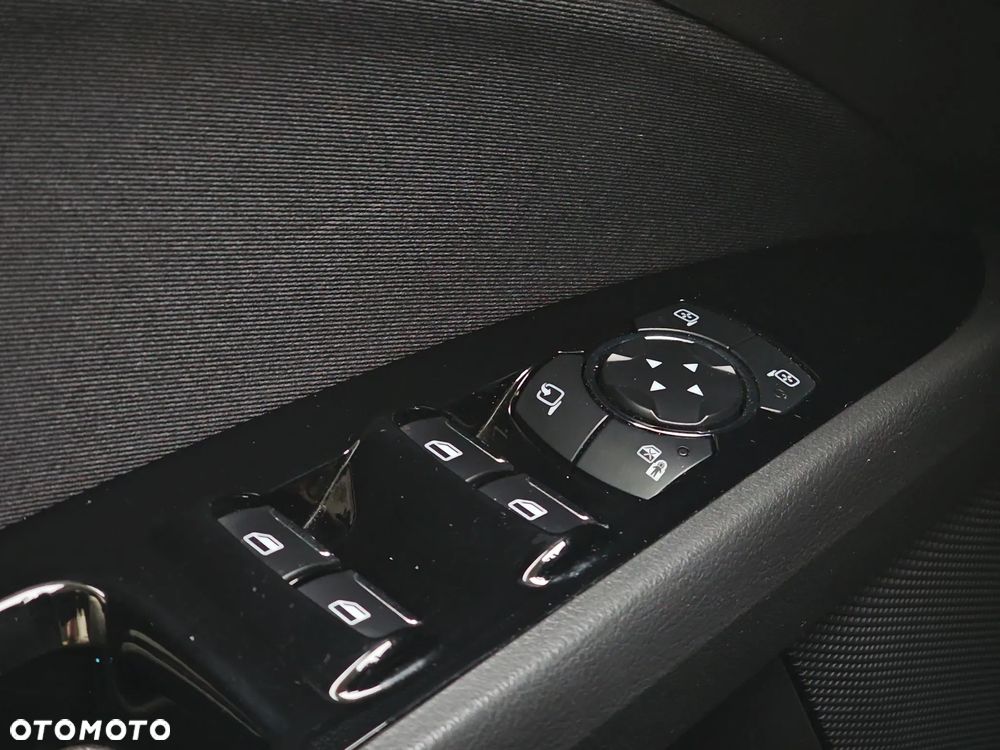 Ford Mondeo 2.0 EcoBlue Titanium - 16